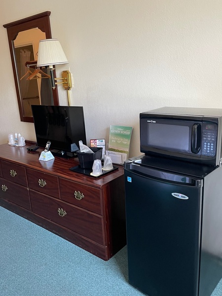 Unique Queen Photo 2